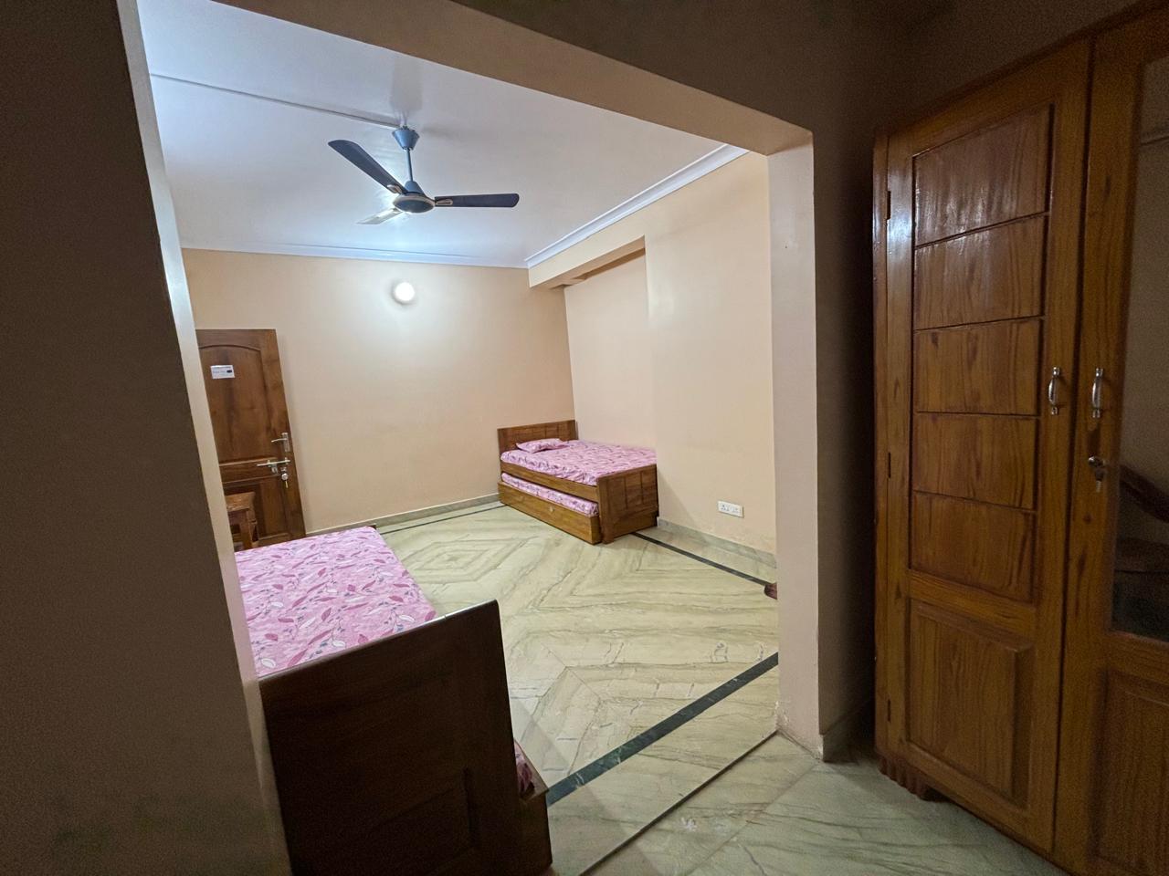Gallery Image 13