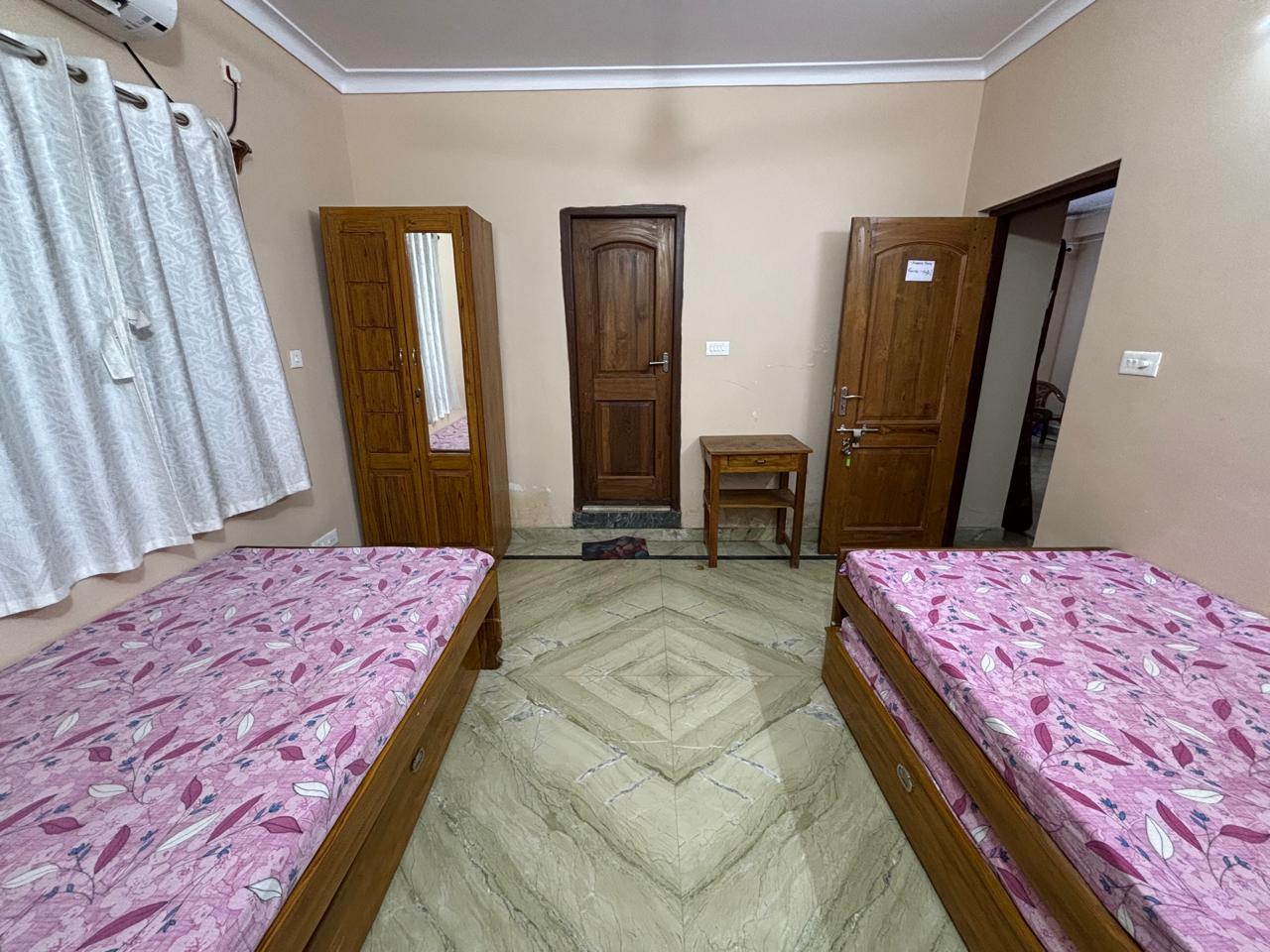 Gallery 2